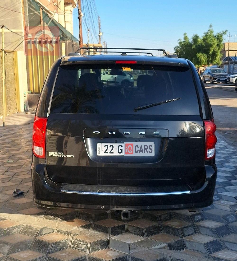 دودج جراند كارافان